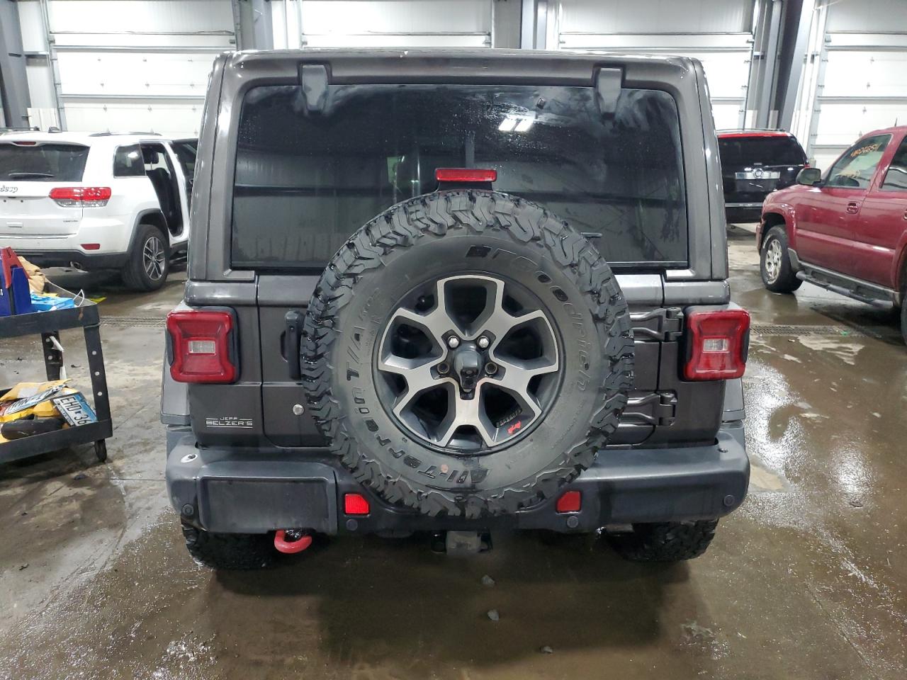 2018 Jeep Wrangler Unlimited Rubicon VIN: 1C4HJXFG2JW327351 Lot: 41103364