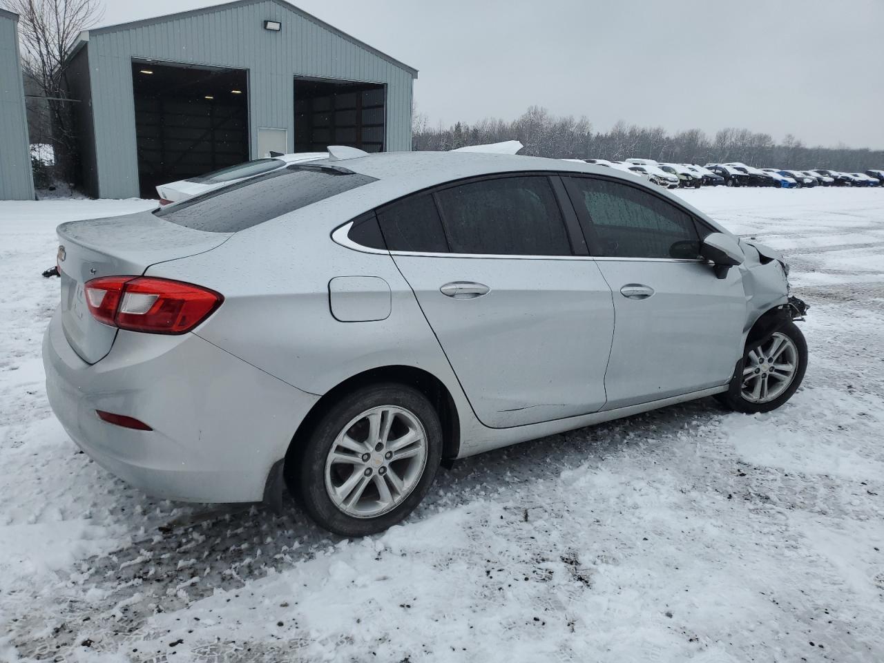 1G1BE5SM4J7104998 2018 Chevrolet Cruze Lt