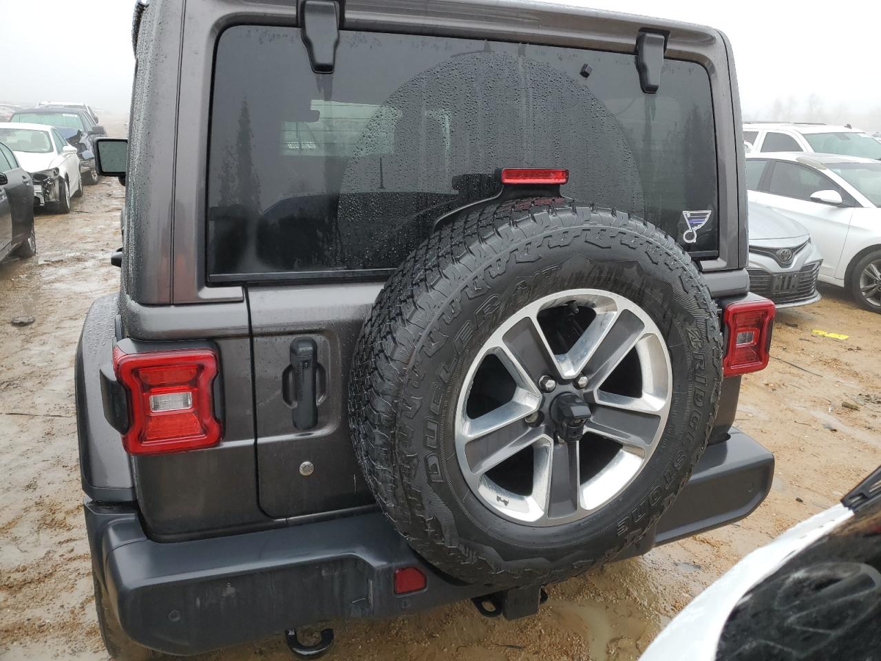 1C4HJXEGXKW531589 2019 Jeep Wrangler Unlimited Sahara