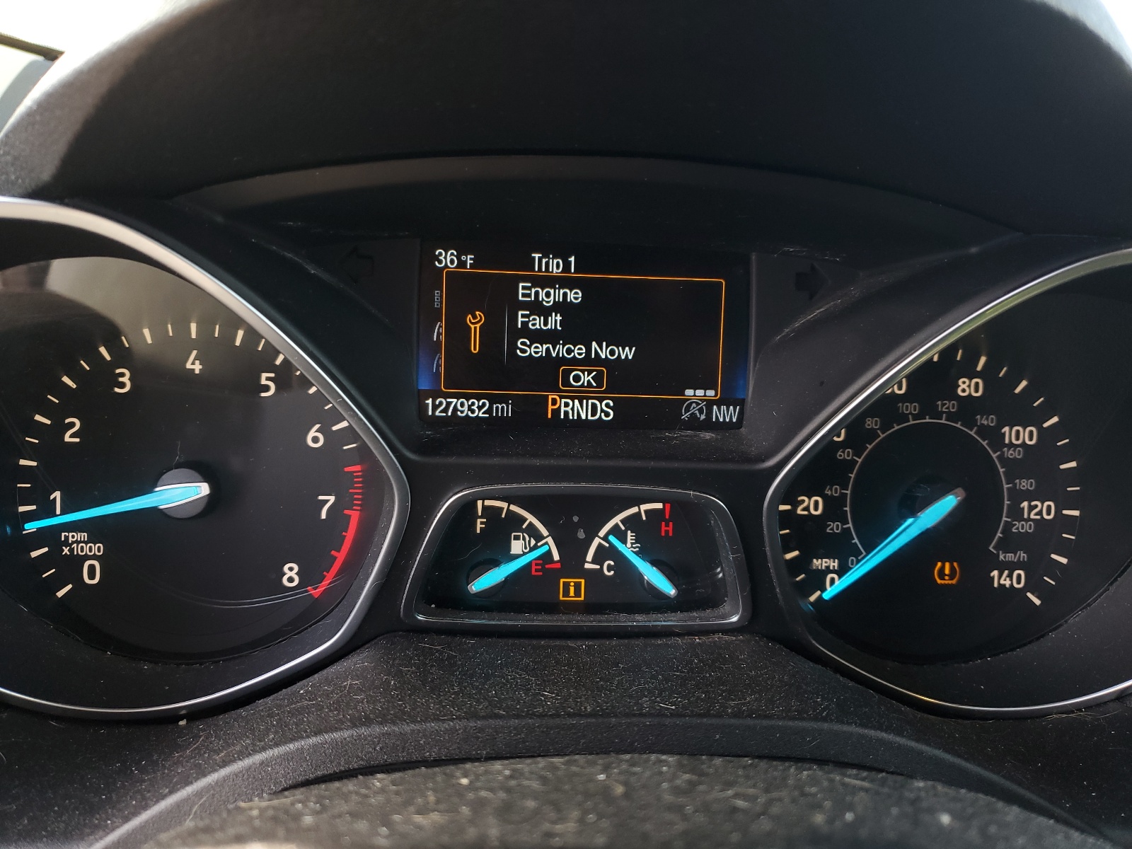 1FMCU0JD1HUC34277 2017 Ford Escape Titanium