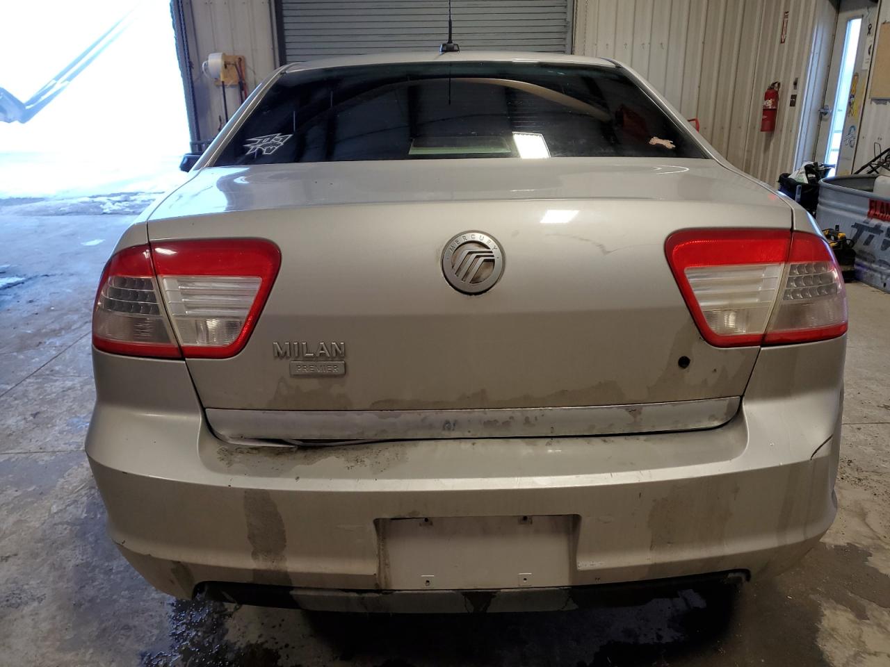 2008 Mercury Milan - Image 6