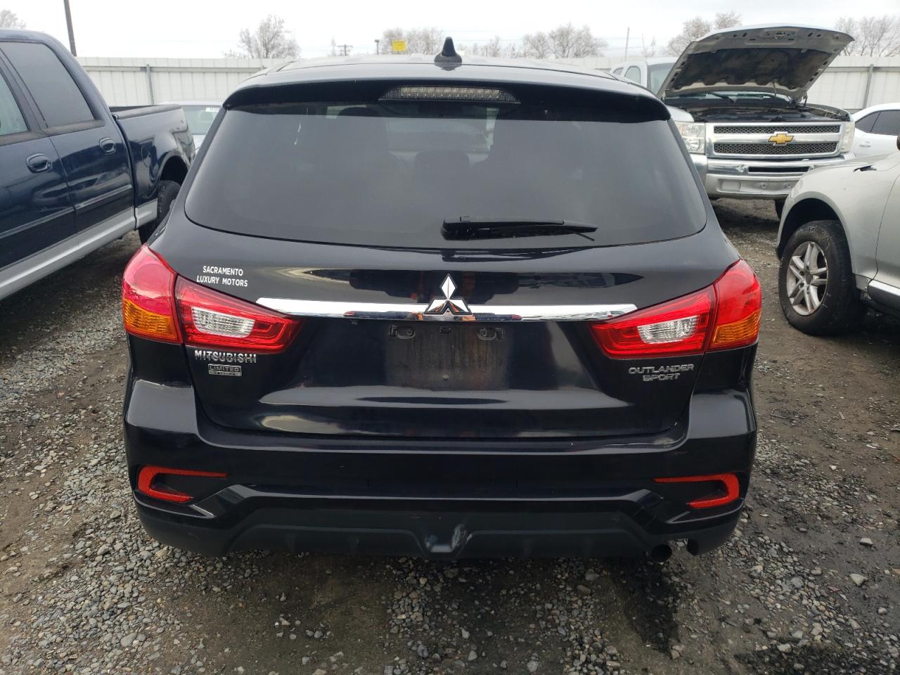 JA4AP3AU4KU010233 2019 Mitsubishi Outlander Sport Es