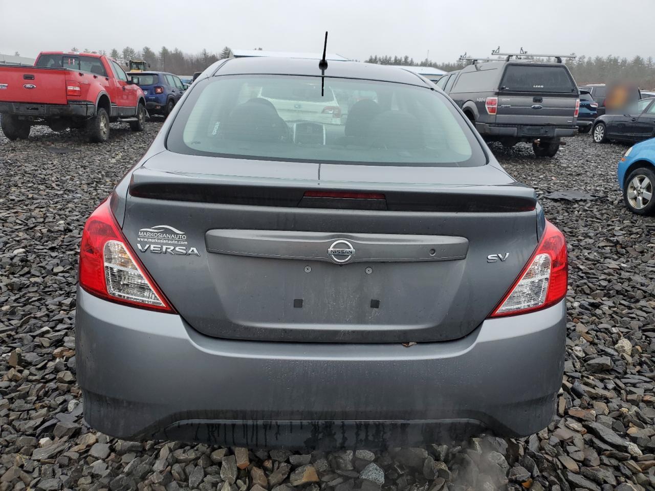 2017 Nissan Versa S VIN: 3N1CN7APXHL837701 Lot: 75268294