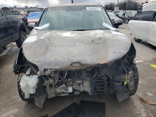 Паркетники KIA SOUL 2014 Серебристый