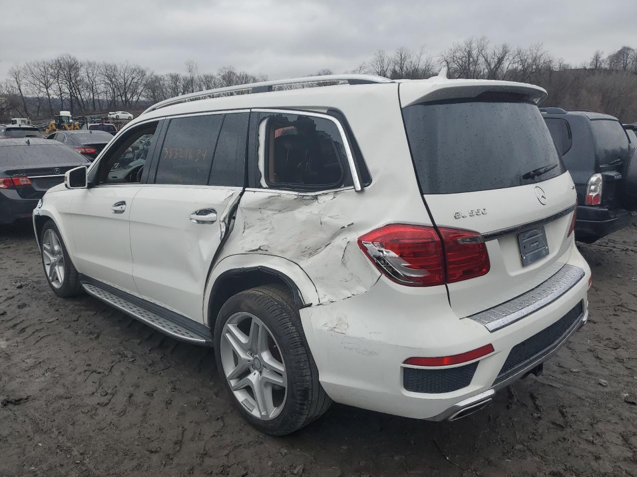 4JGDF7DE4FA443149 2015 Mercedes-Benz Gl 550 4Matic