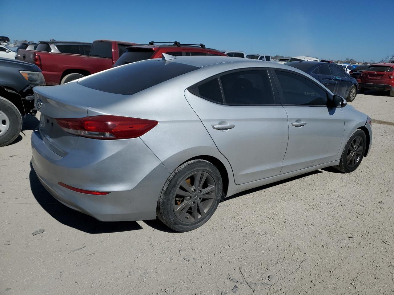 5NPD84LF6JH255418 2018 Hyundai Elantra Sel