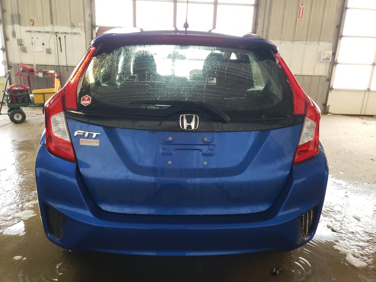 2017 Honda Fit Lx VIN: JHMGK5H53HS018898 Lot: 37203334