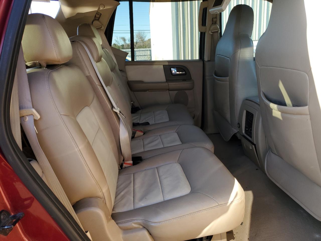 2006 Ford Expedition - Image 11