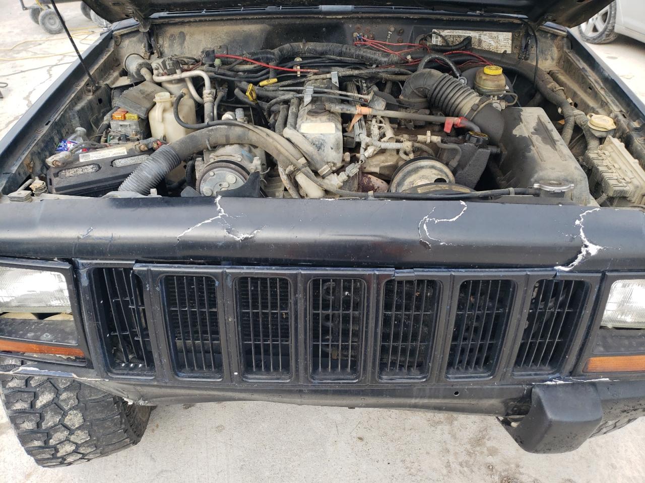 2000 Jeep Cherokee Classic VIN: 1J4FF58S0YL176126 Lot: 37258064