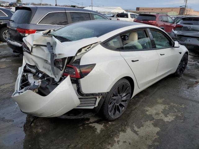  TESLA MODEL 3 2022 Білий