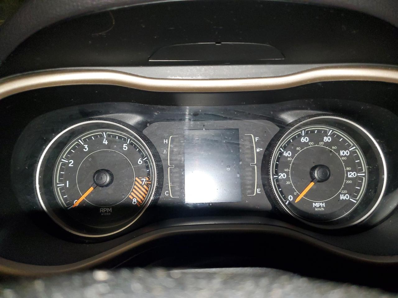 2015 Jeep Grand Cherokee - Image 9