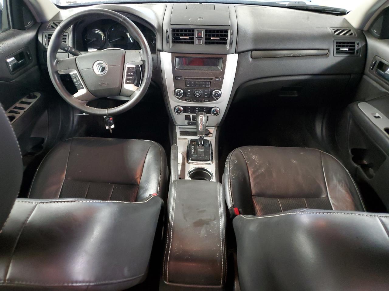 2010 Mercury Milan - Image 8