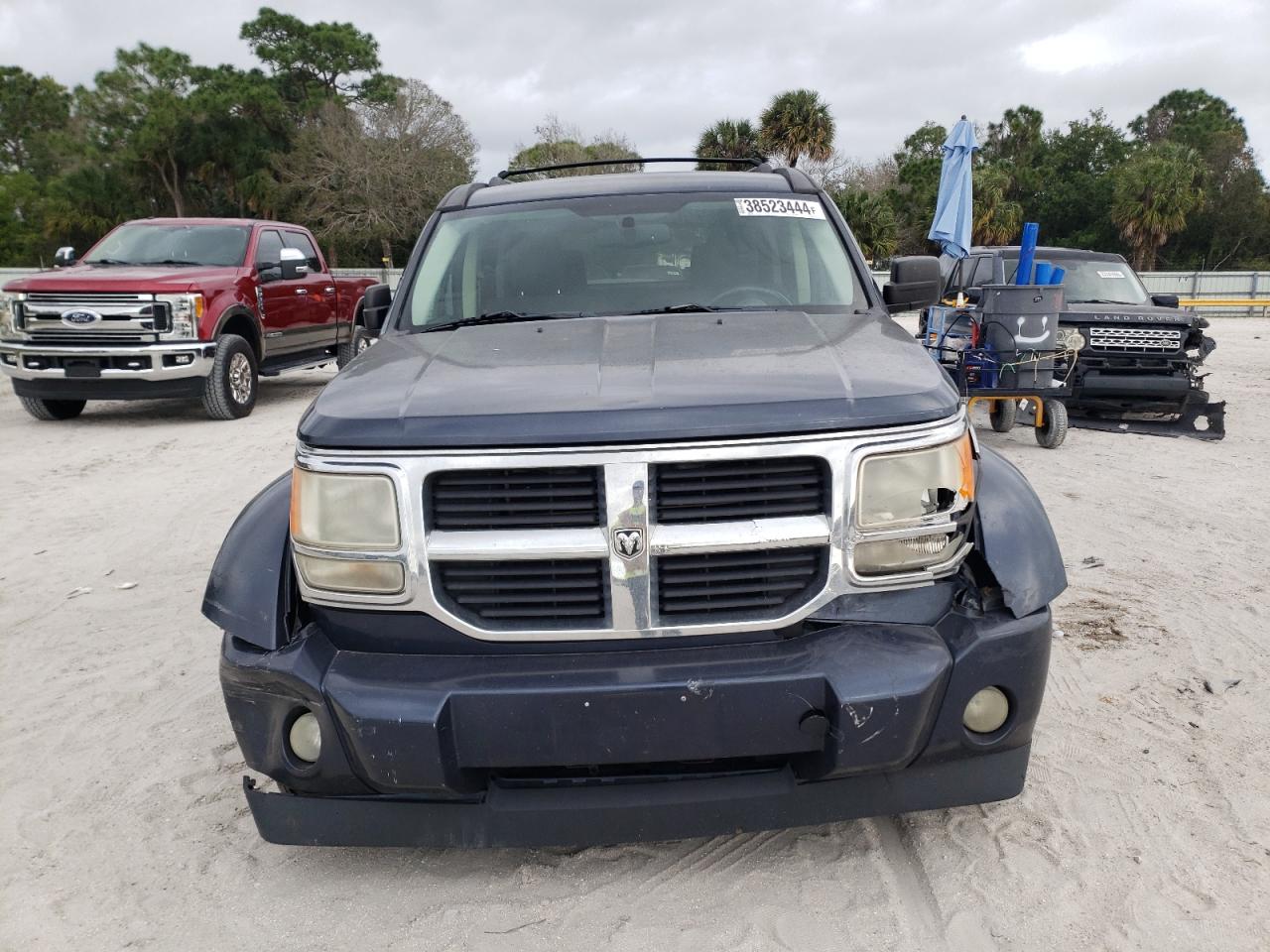 2008 Dodge Nitro - Image 5