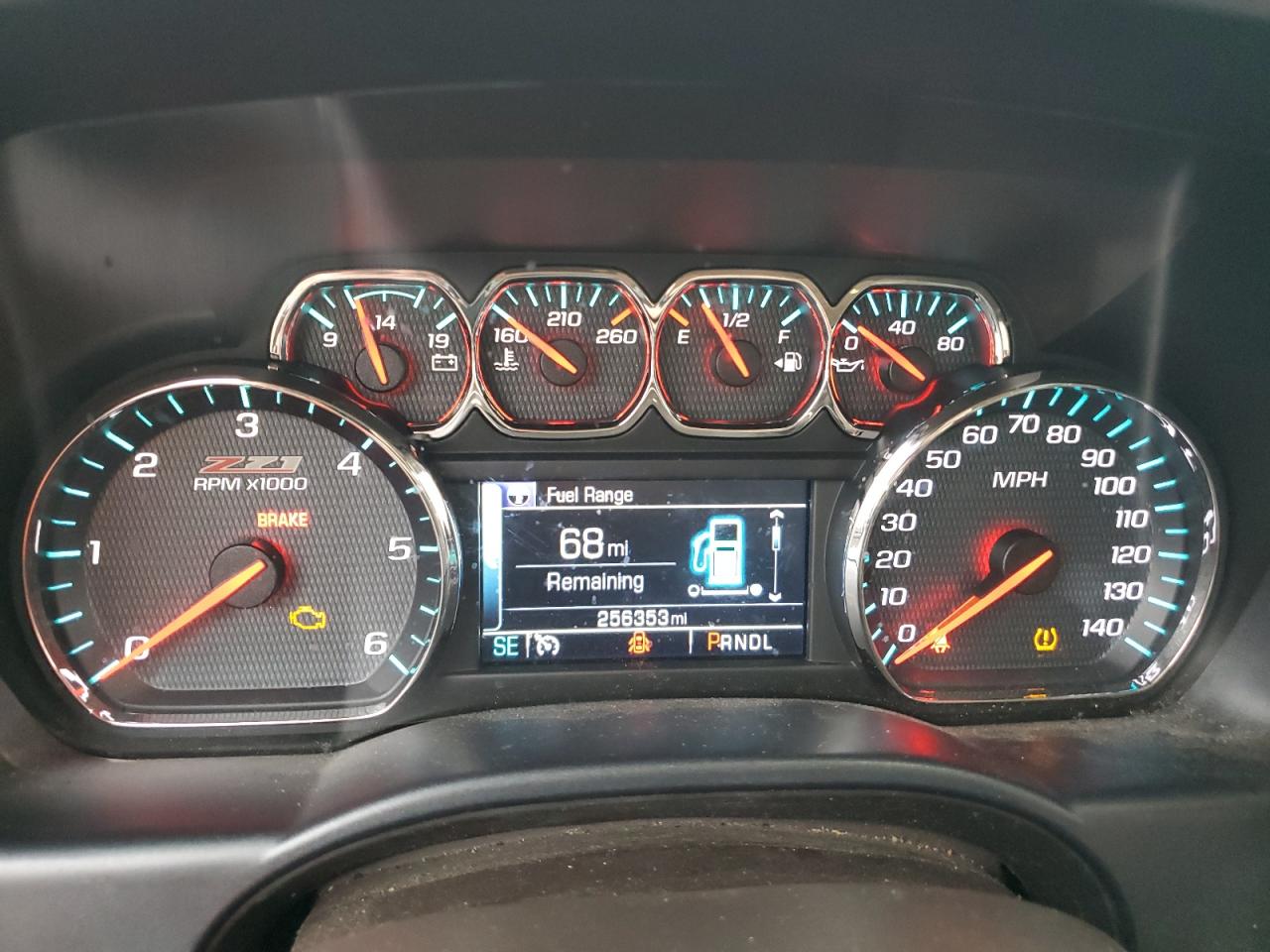 2018 Chevrolet Silverado - Image 9