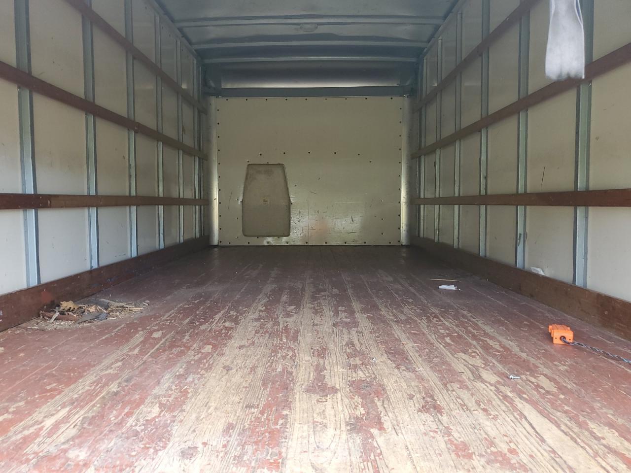 2015 Ford Econoline VIN: 24DWE3FLXFDA07811 Lot: 37492154