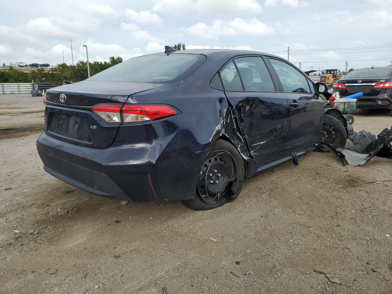 2022 Toyota Corolla Le vin: 5YFEPMAE1NP320508