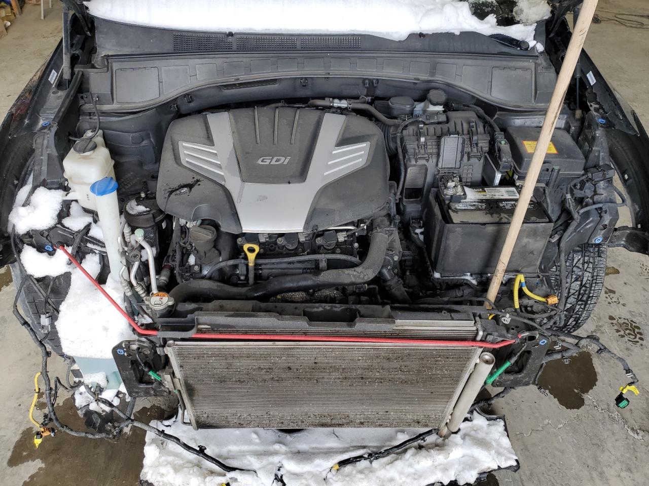 2013 Hyundai Santa Fe - Image 11