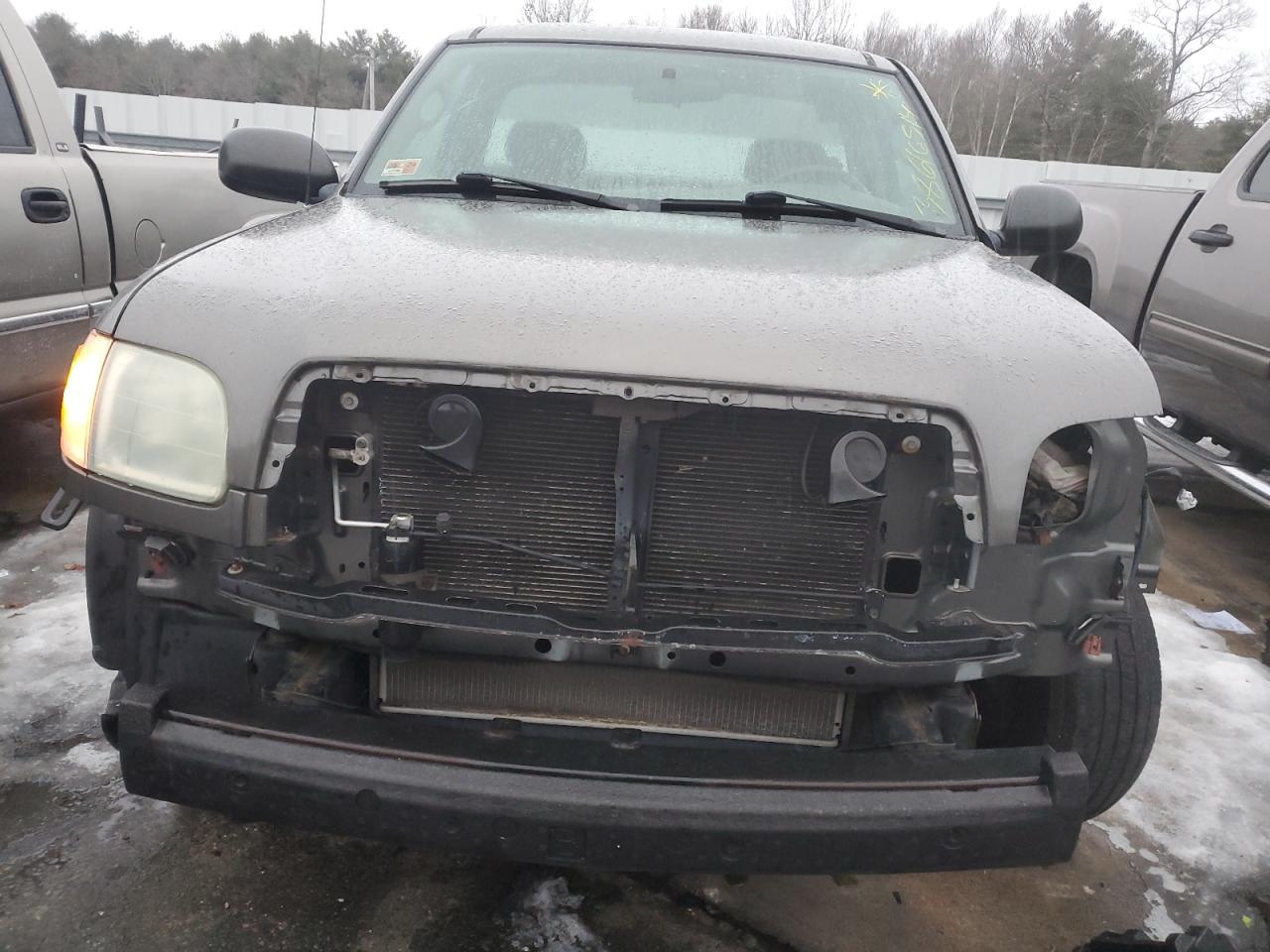 2004 Toyota Tundra - Image 5