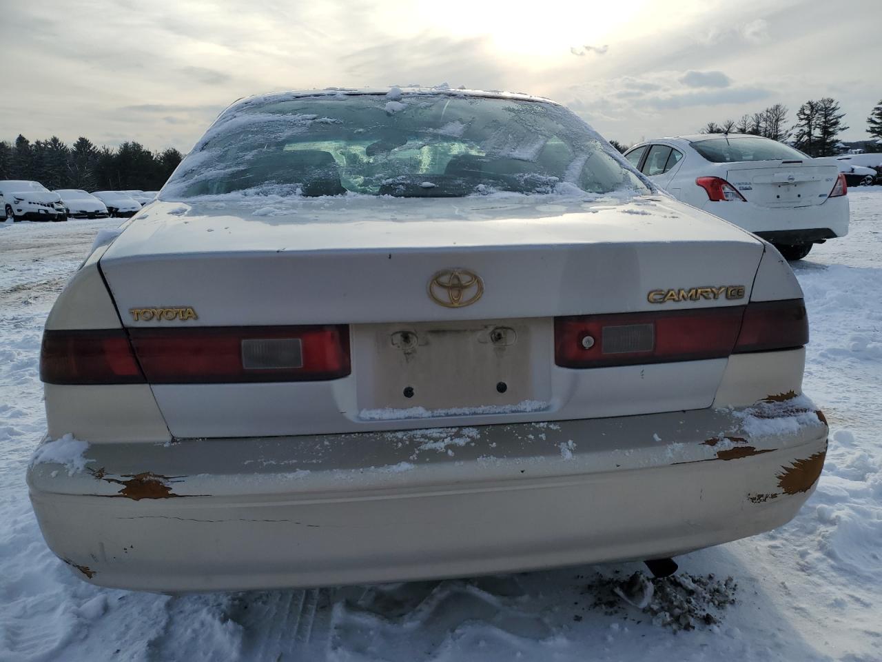 1999 Toyota Camry Ce VIN: 4T1BG22K1XU536422 Lot: 75168344