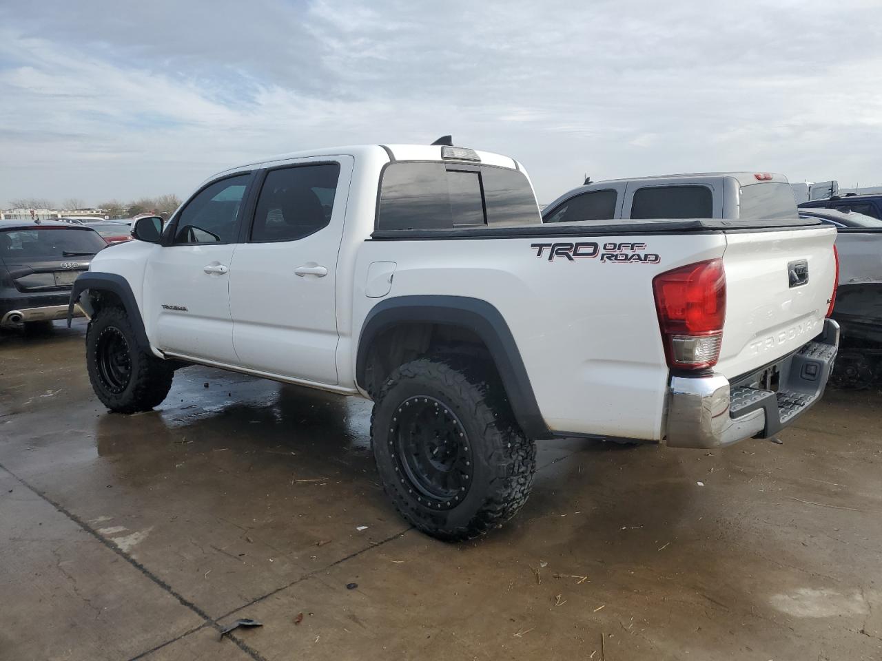 3TMAZ5CN9HM026345 2017 Toyota Tacoma Double Cab