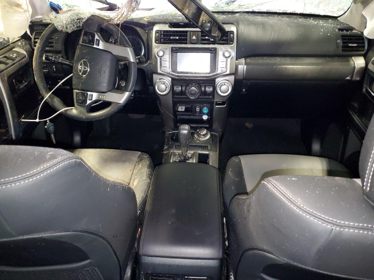 JTEBU5JR5K5675934 2019 Toyota 4Runner Sr5