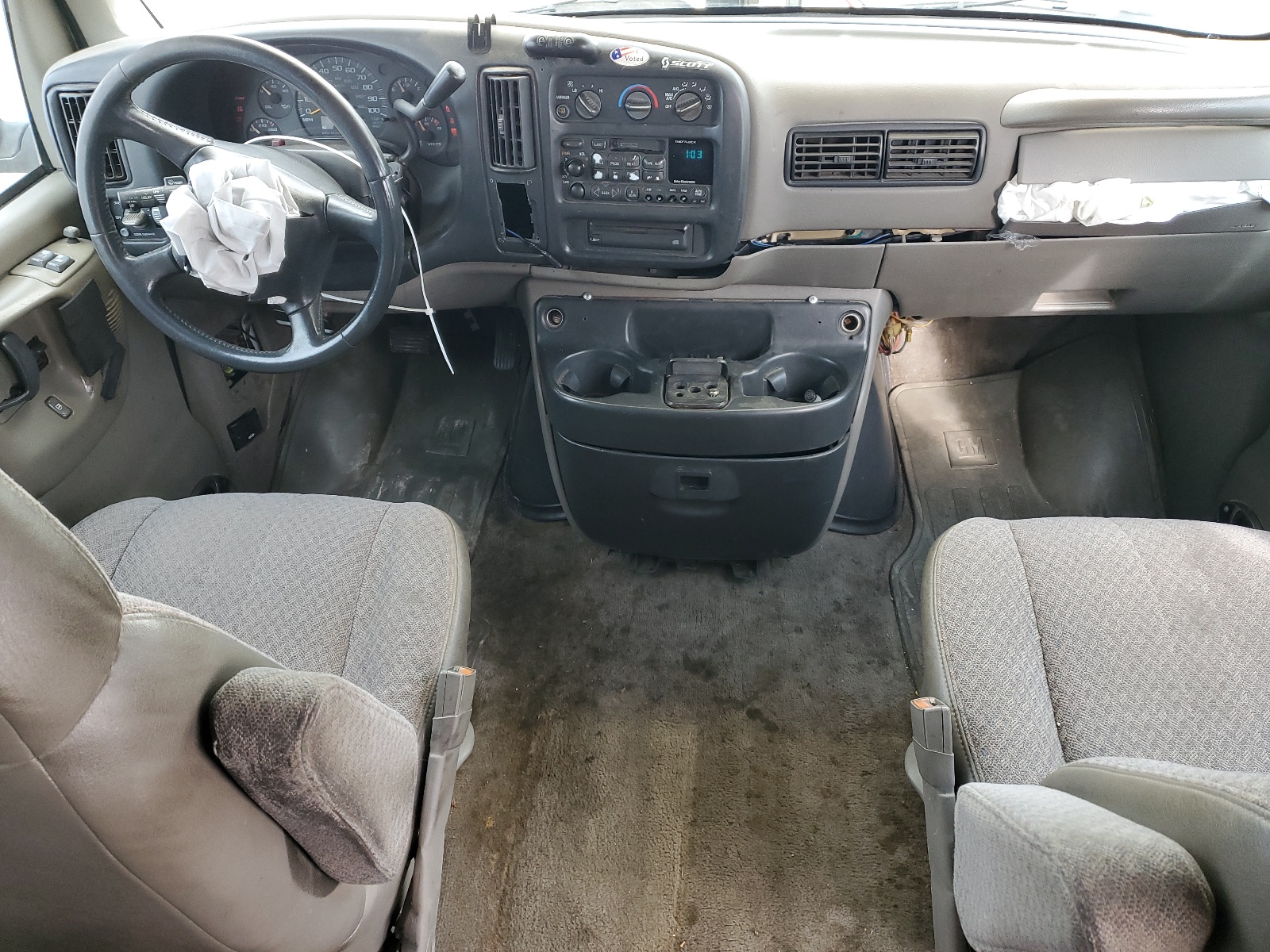 1GNFG15R5Y1173089 2000 Chevrolet Express G1500