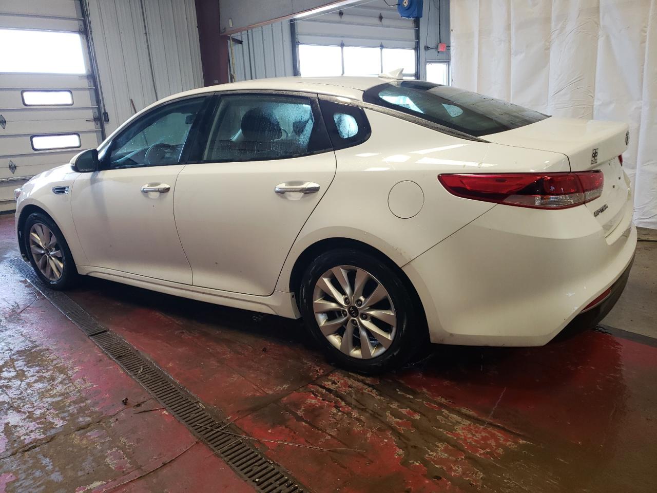 2017 Kia Optima Lx VIN: 5XXGT4L35HG146357 Lot: 39837764