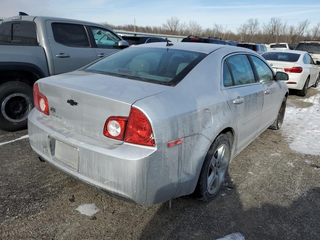 2010 Chevrolet Malibu - Image 3