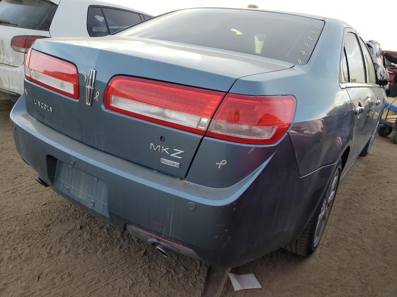 2011 Lincoln MKZ - Image 3