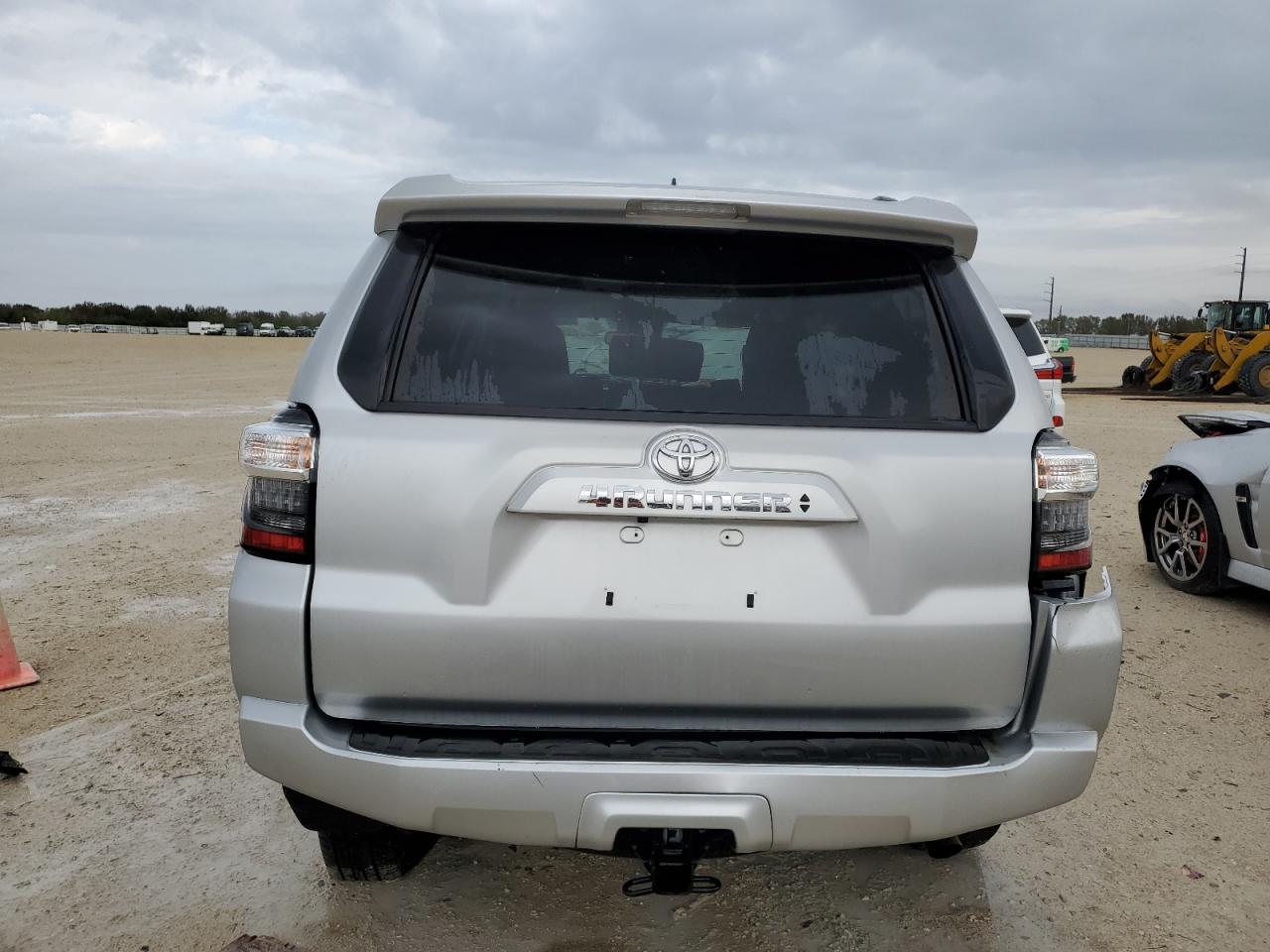 2023 Toyota 4Runner Se VIN: JTENU5JR2P6101628 Lot: 38275244