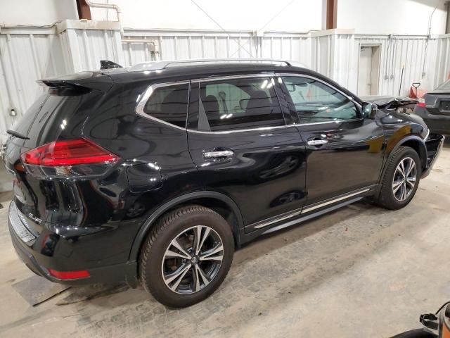  NISSAN ROGUE 2017 Черный