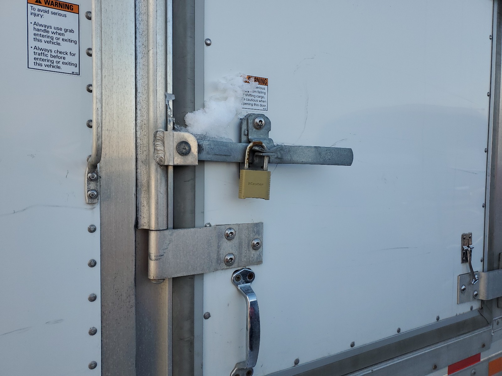 JALE5W161L7302064 2020 Isuzu Nrr