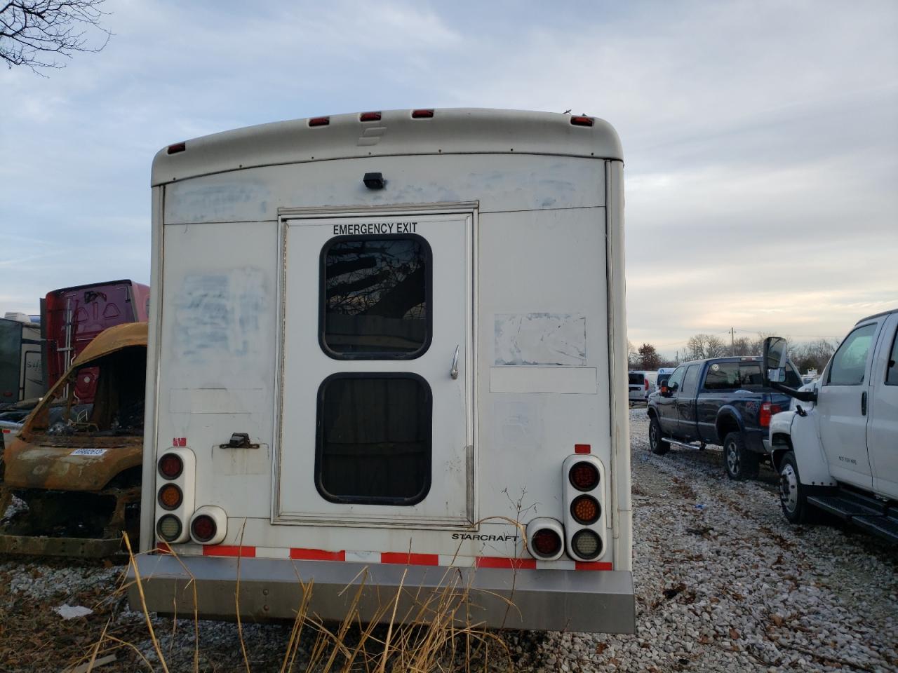 2010 Ford Econoline E450 Super Duty Cutaway Van VIN: 1FDFE4FP0ADA05907 Lot: 82754623