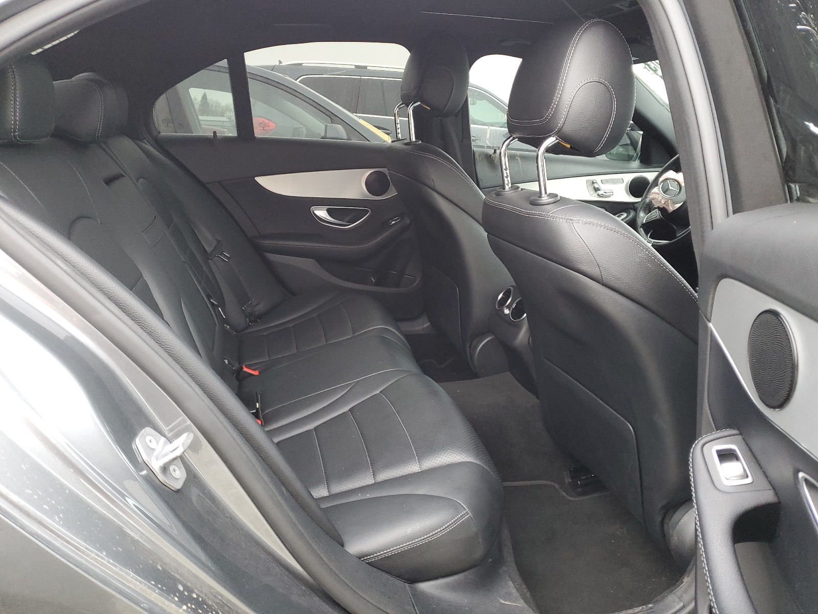 55SWF4JB1JU269965 2018 Mercedes-Benz C 300