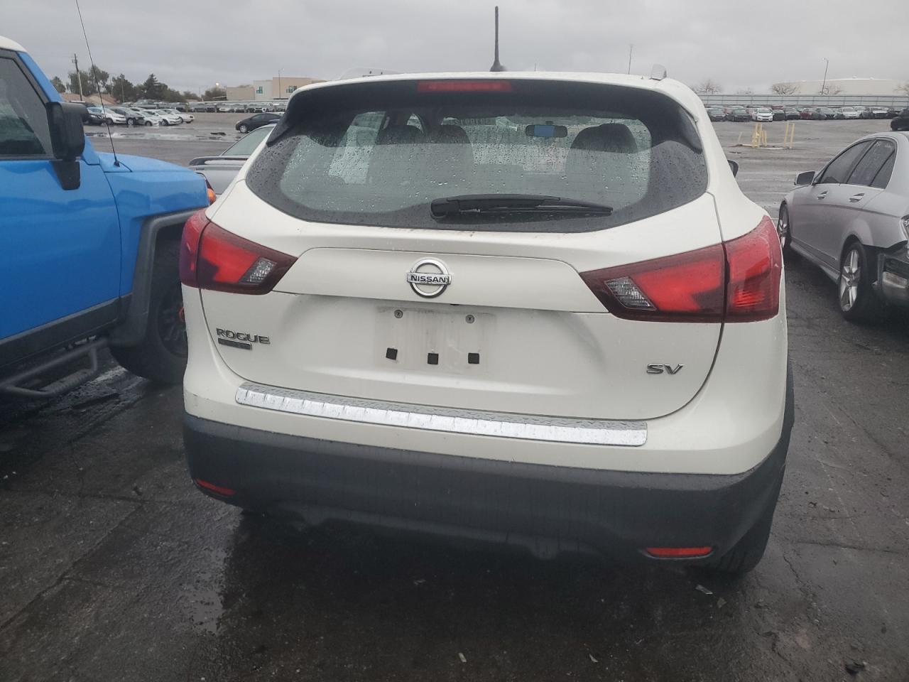 2018 Nissan Rogue Sport S VIN: JN1BJ1CP1JW102784 Lot: 39199124