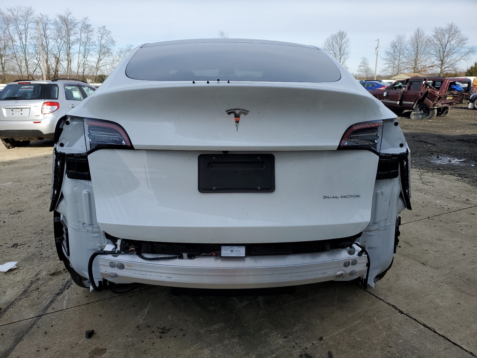 7SAYGDEE1PF705432 2023 Tesla Model Y