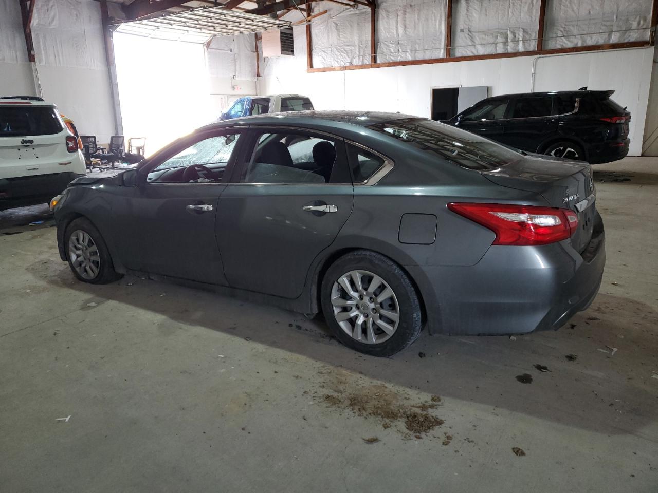 1N4AL3AP7GN371801 2016 NISSAN ALTIMA - Image 2