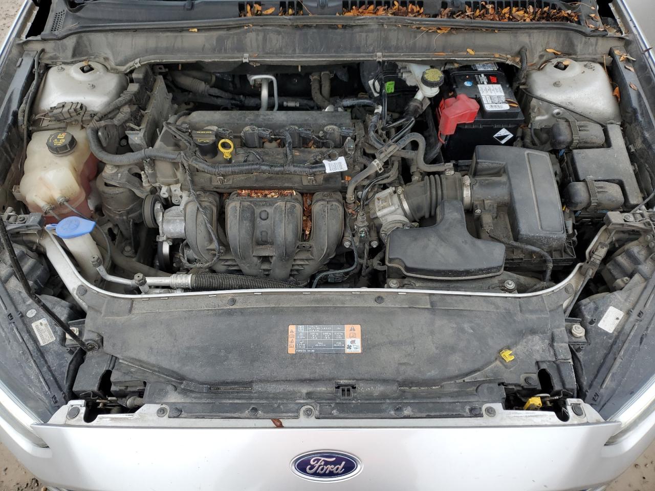 2015 Ford Fusion S VIN: 3FA6P0G72FR165345 Lot: 40400624