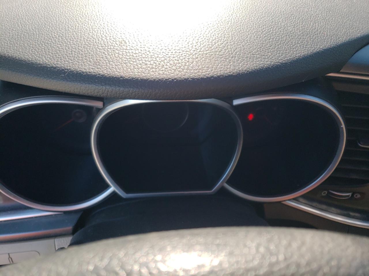 2015 Kia Optima - Image 9
