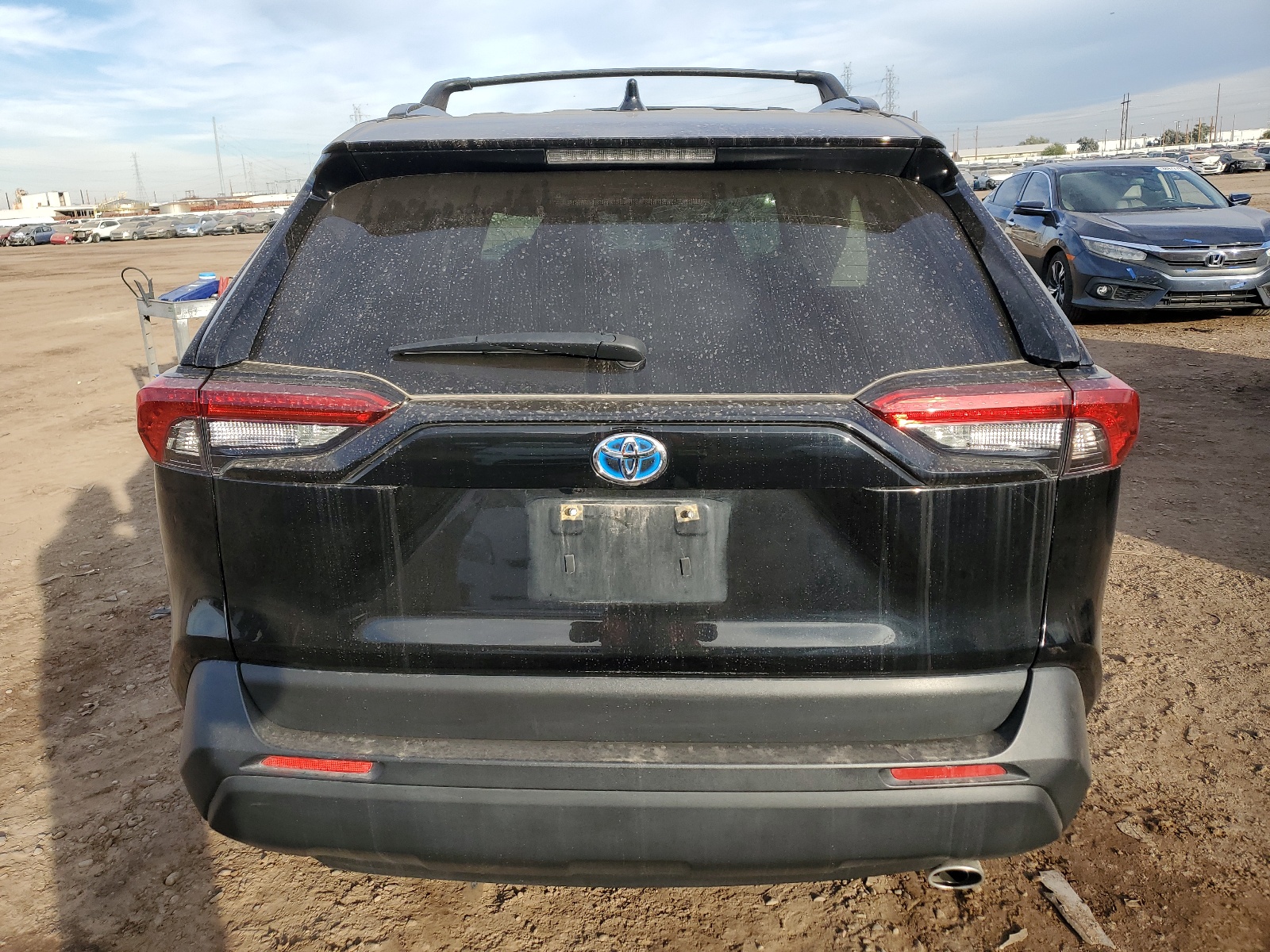 JTMRWRFV4MD127703 2021 Toyota Rav4 Xle