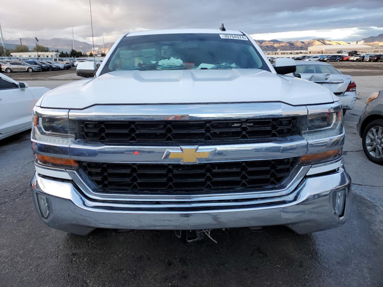 2018 Chevrolet Silverado - Image 5
