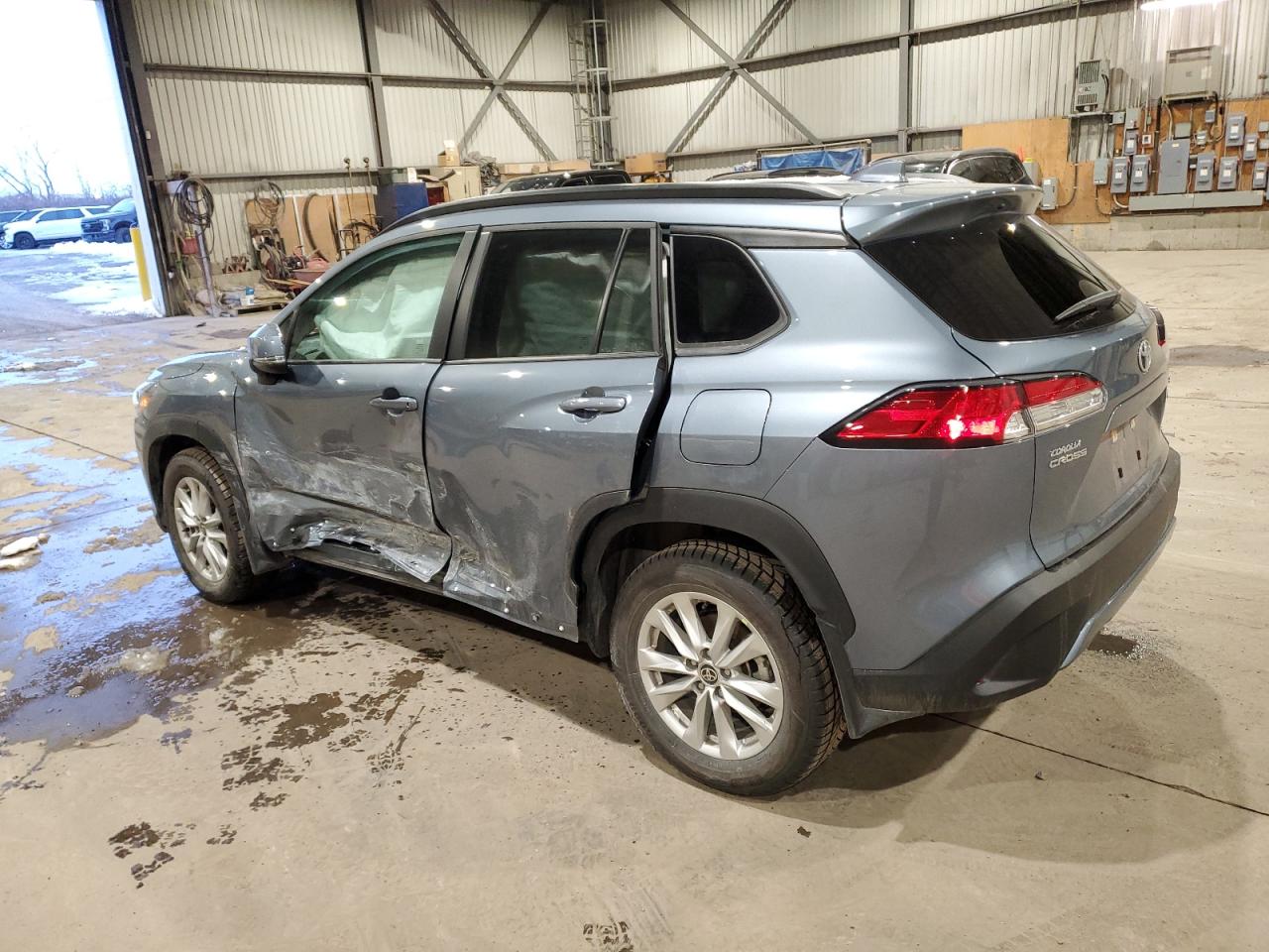 2023 Toyota Corolla Cross Le VIN: 7MUBAABGXPV073248 Lot: 38092074
