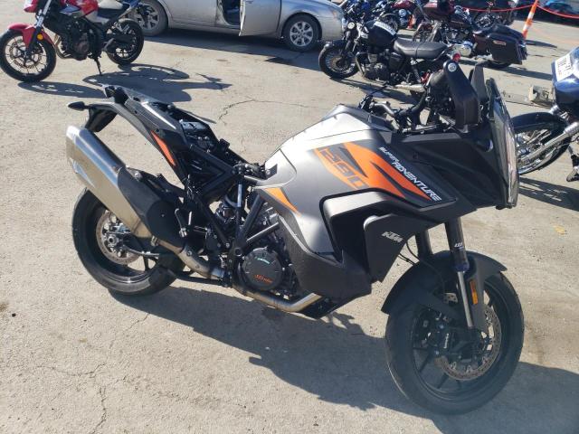 2023 KTM 1290 SUPER ADVENTURE S