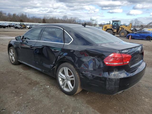 Седаны VOLKSWAGEN PASSAT 2015 Черный