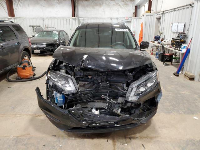  NISSAN ROGUE 2017 Черный
