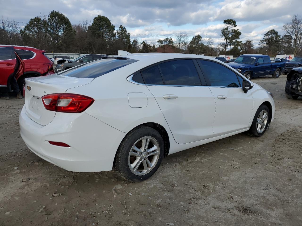 2018 Chevrolet Cruze Lt VIN: 1G1BE5SM9J7218446 Lot: 81932673