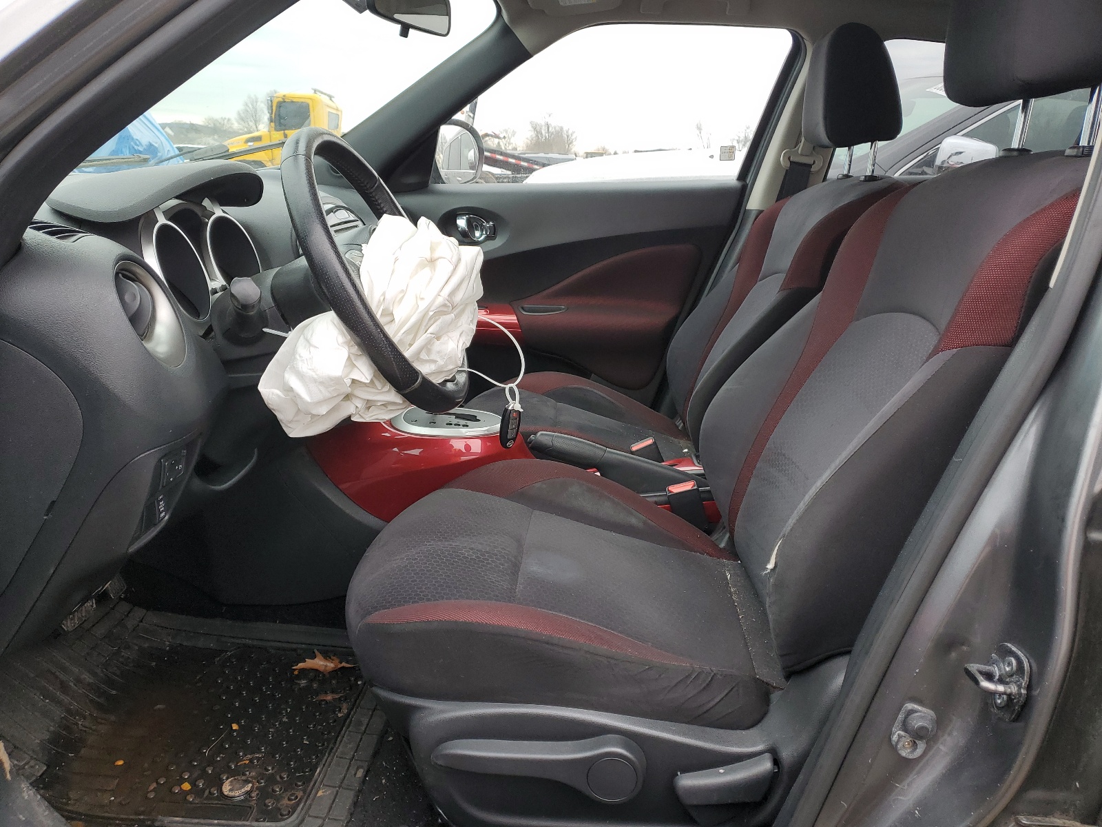 JN8AF5MV2BT008094 2011 Nissan Juke S