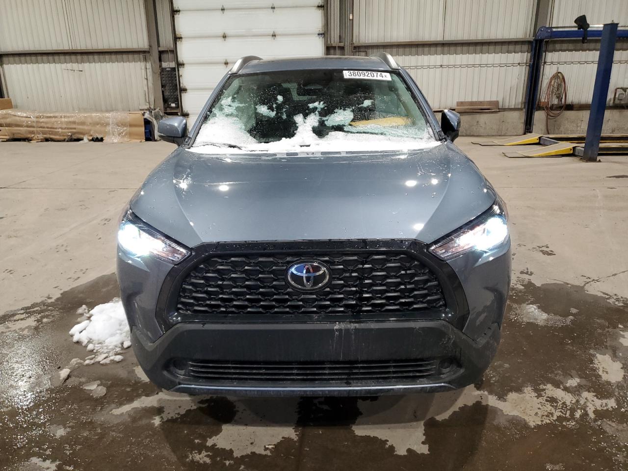 2023 Toyota Corolla Cross Le VIN: 7MUBAABGXPV073248 Lot: 38092074