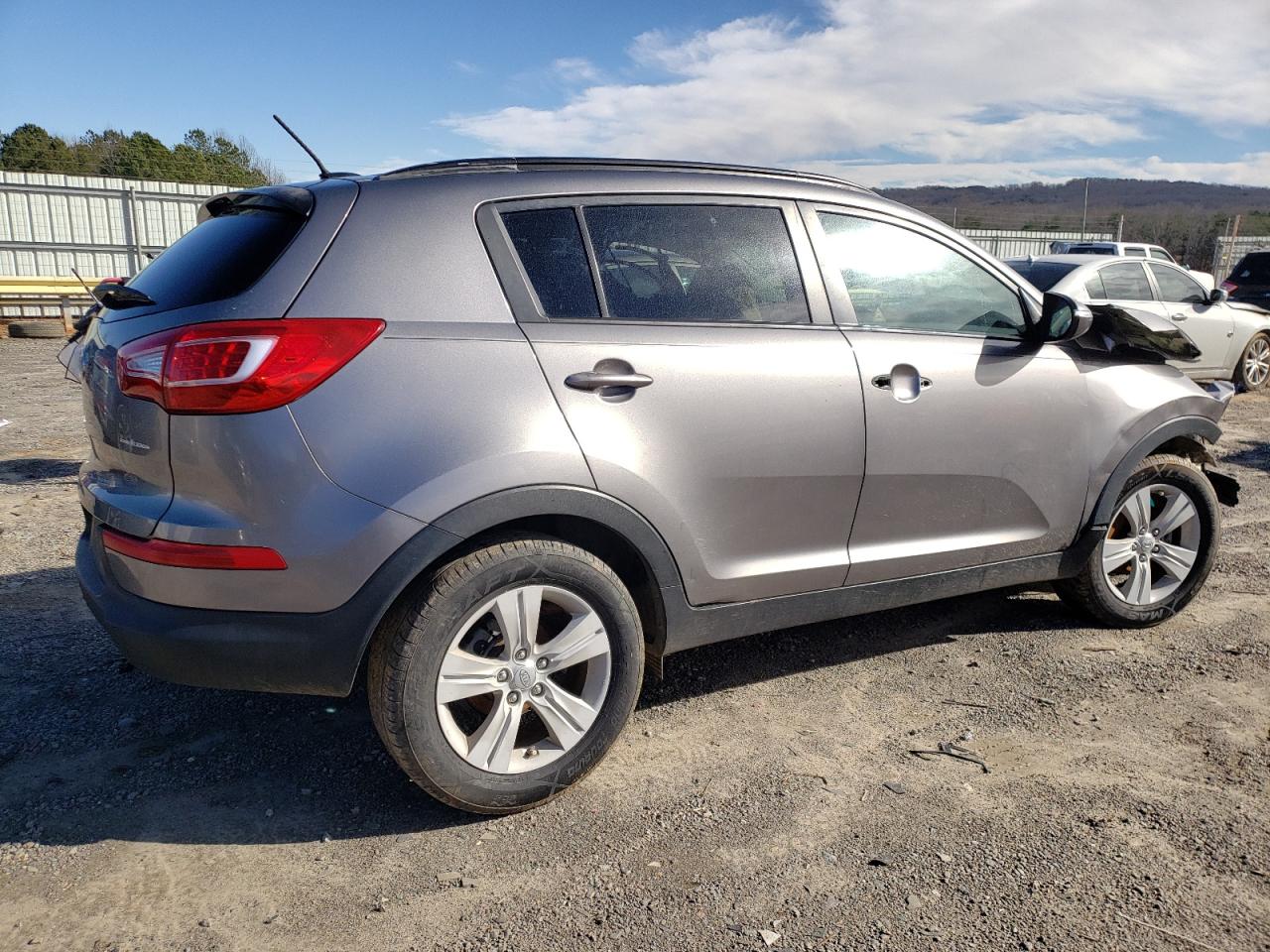 2011 Kia Sportage - Image 3