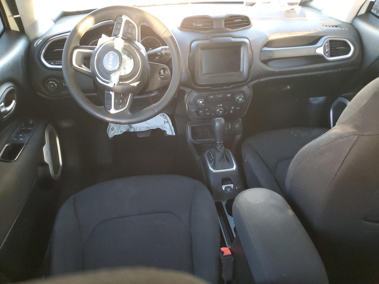 ZACCJABB7JPG83308 2018 Jeep Renegade Latitude